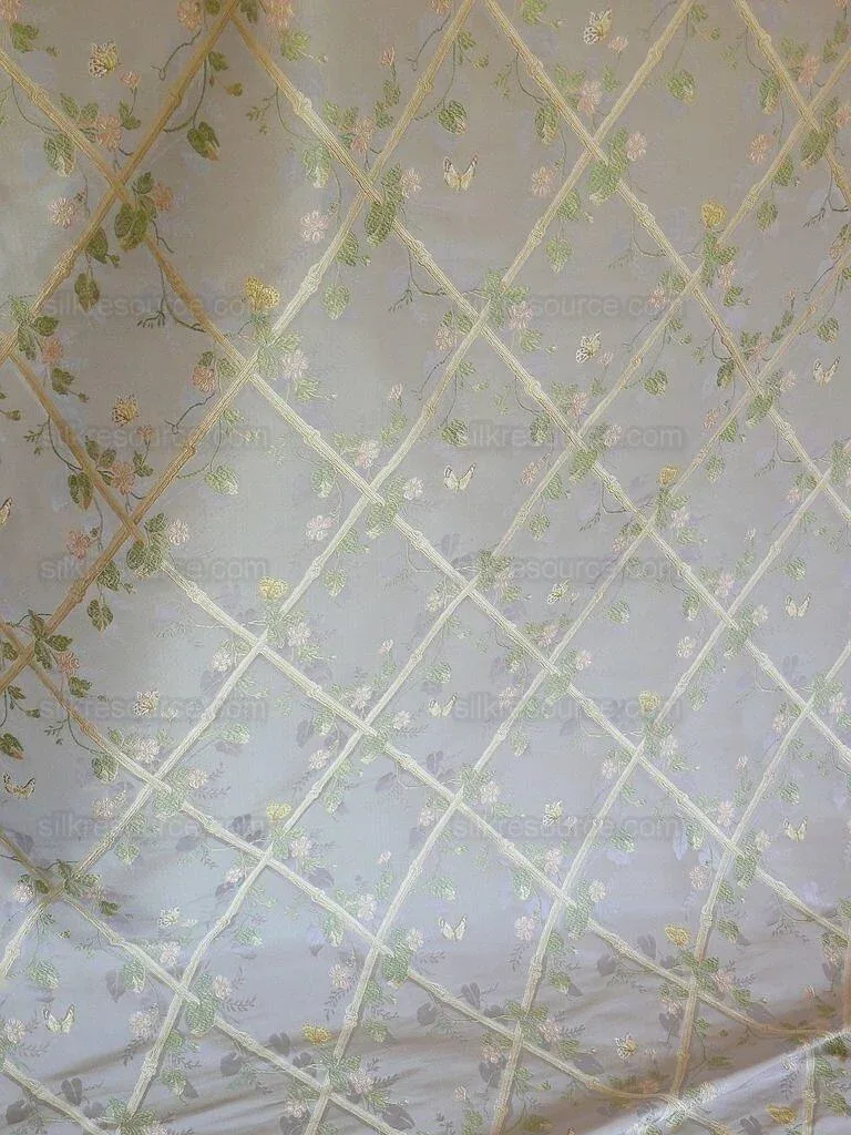 P1530512.jpg Scalamandre Butterfly & Trellis Silk Lampas Pale Lavendar MSRP USD 619/Y!