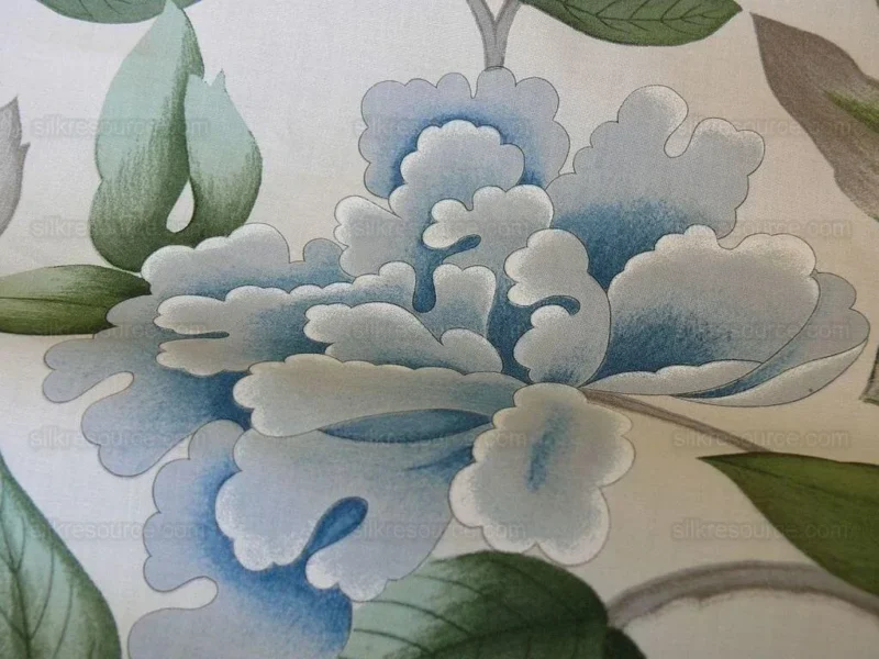 P1530880.jpg Brunschwig & Fils Lorenzo Rubelli "lahore" Huge Tree Peony