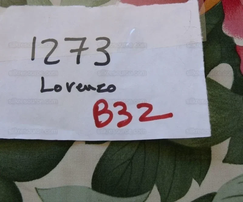 P1530882.jpg Brunschwig & Fils Lorenzo Rubelli "lahore" Huge Tree Peony