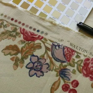 P1550330.jpg Bty Lee Jofa Walton Sprig Hand Blocked Linen Chintz Print Rose Plum Pomegranate Bouquet MSRP USD 180Y