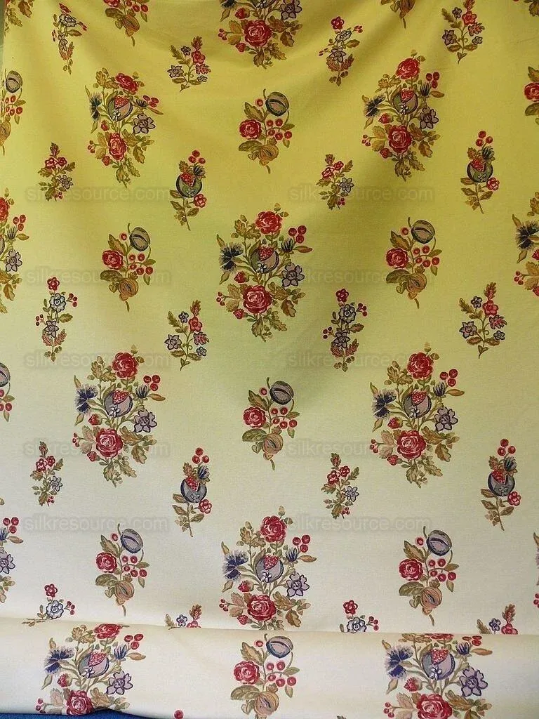P1550336.jpg Bty Lee Jofa Walton Sprig Hand Blocked Linen Chintz Print Rose Plum Pomegranate Bouquet MSRP USD 180Y