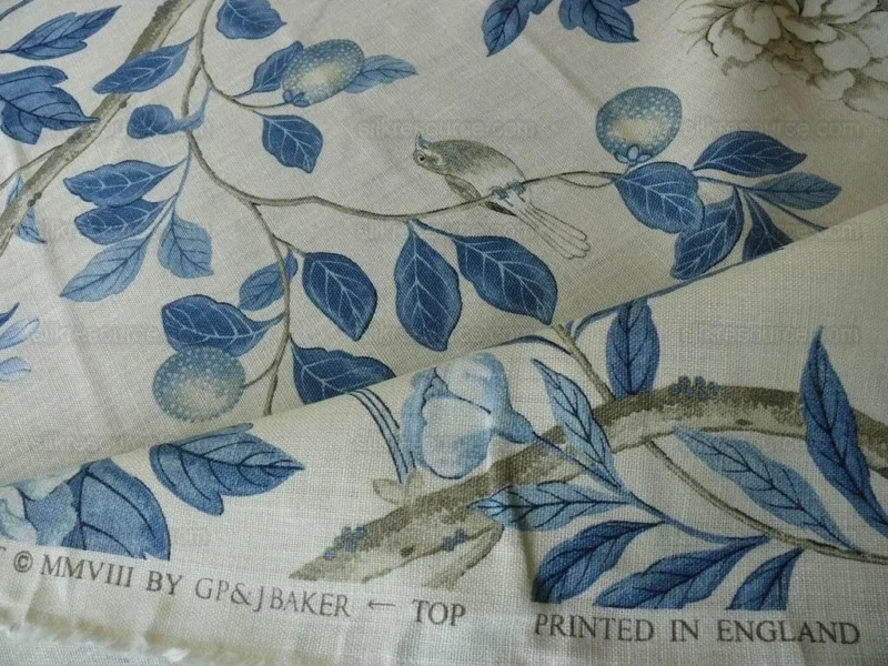 P1550376.jpg Bty Gp & J Baker Emperor's Garden - Blue/Cream Chinoiserie Bird Linen Blue White MSRP USD284/Y
