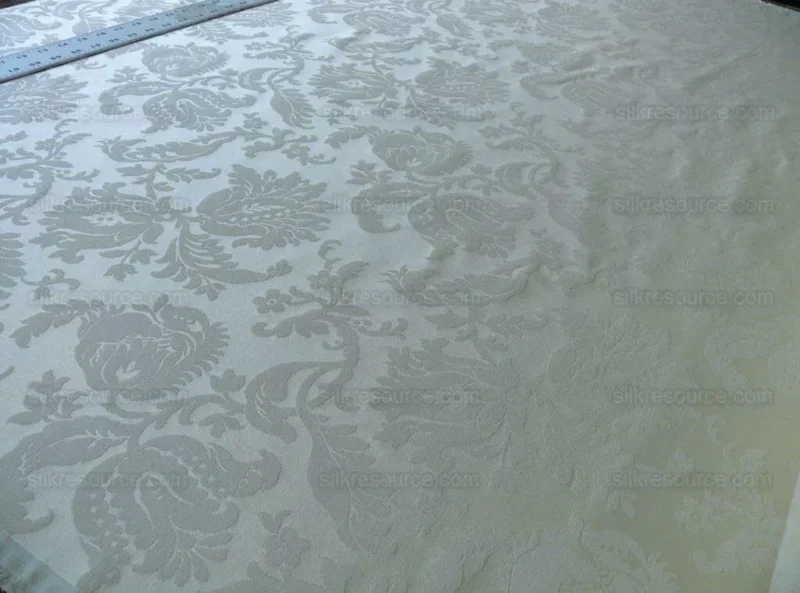 P1560664.jpg Clarence House Florent Italian Cotton Damask Pomegranate Ivory White MSRP USD 220/Y