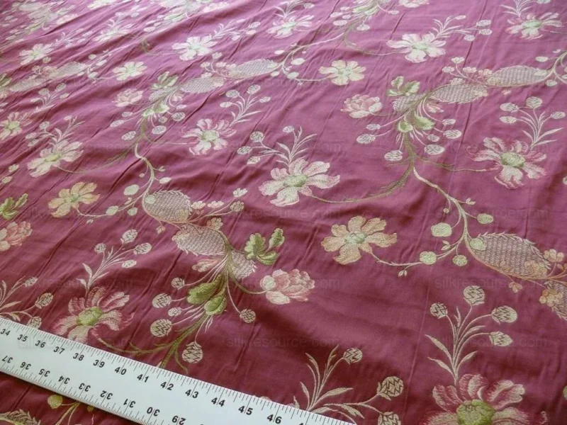 P1570262.jpg Stroheim & Romann Petit Jardin" Rouge Lace Flower Garland Burgun