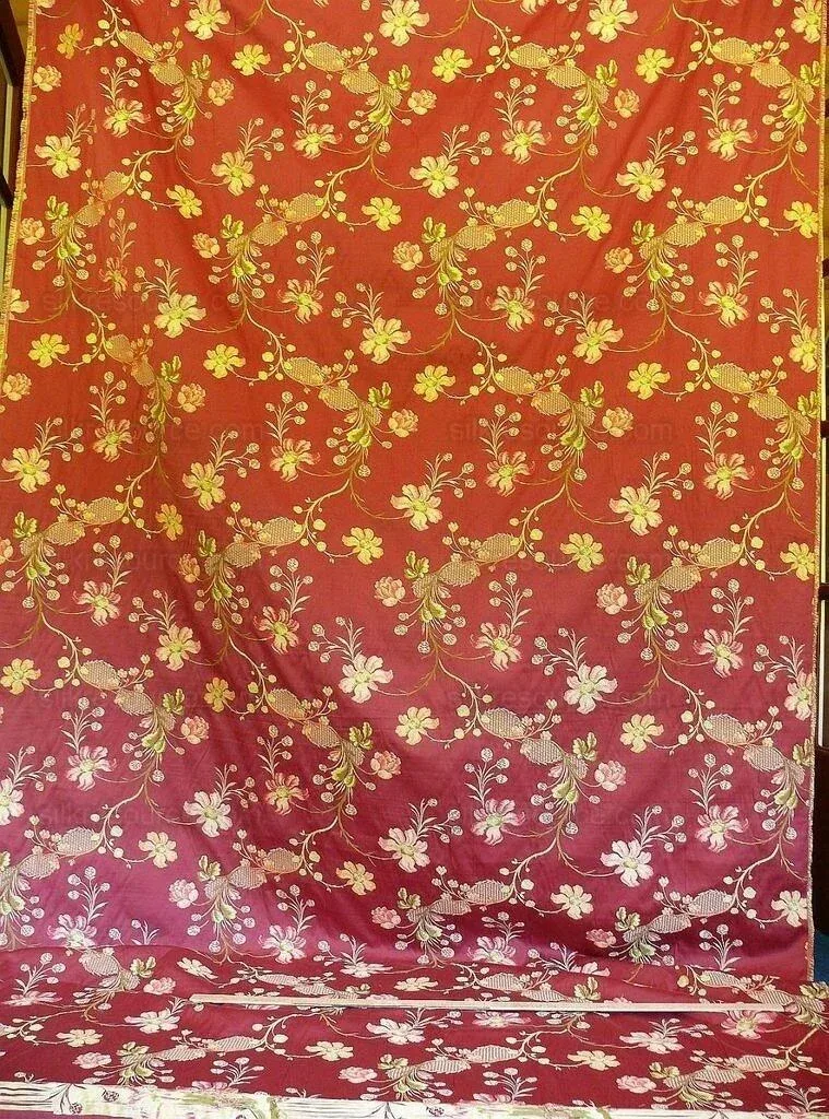 P1570263.jpg Stroheim & Romann Petit Jardin" Rouge Lace Flower Garland Burgun