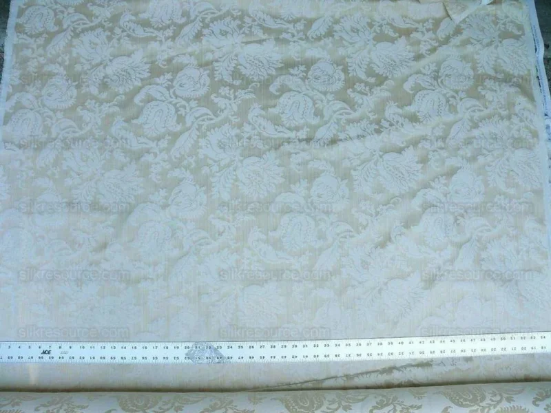 P1570644.jpg Clarence House Florent Damask Cotton Beige Pale Gold Italian Damask Pomegranate MSSP USD220/y