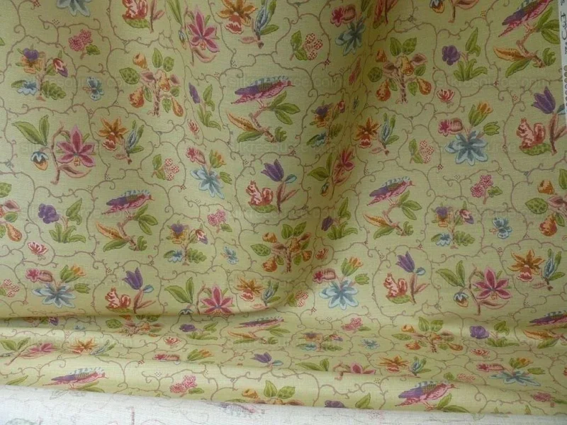 P1580026.jpg Cowton & Tout Shelburne Bird Butterfly Squirrel Acorn English Country Animal Celadon Pear Green Pink Purple MSRP USD 192/Y