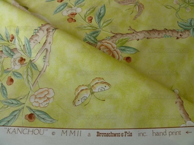 P1580131.jpg Brunschwig & Fils Kanchou Parrots Chinioserie Flower Print Green