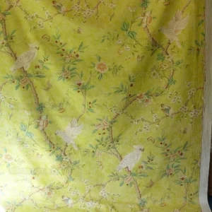 P1580138.jpg Brunschwig & Fils Kanchou Parrots Chinioserie Flower Print Green