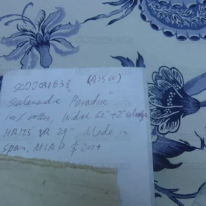 P1600179.jpg Scalamandre Gaston Y Daniela Paradise Horizon Blue Ispahan White Large Jacobean Persian Tulip Print  From Spain