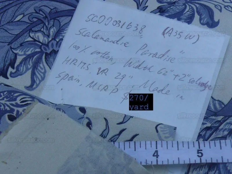 P1600180.jpg Scalamandre Gaston Y Daniela Paradise Horizon Blue Ispahan White Large Jacobean Persian Tulip Print  From Spain