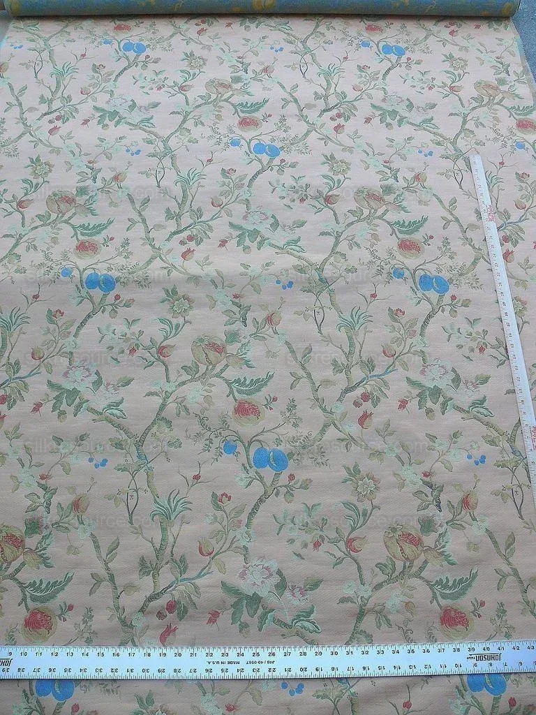 P1600260.jpg 2.75y Scalamandre Giardino Paradisio 2 Peach Multi Old World Weavers MSRP4/yard