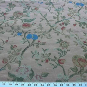 P1600265.jpg 2.75y Scalamandre Giardino Paradisio 2 Peach Multi Old World Weavers MSRP4/yard