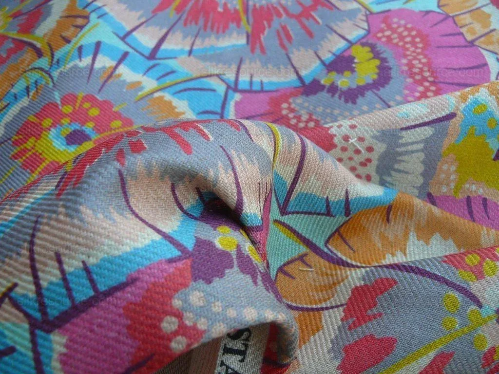 0.4Y Scalamandre Brooke Navy On White Blue Cotton Linen Print Heavy Cotton Linen Jacobean Flower Albert Hadley (Copy)