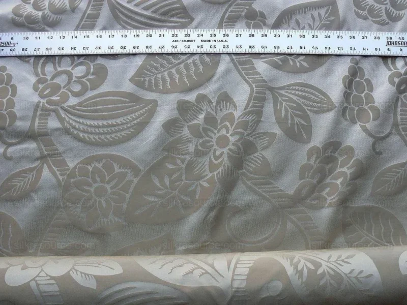 P1600701.jpg Old World Weavers 100% Silk Damask Carlsten Taupe MSRP USD 278/Y