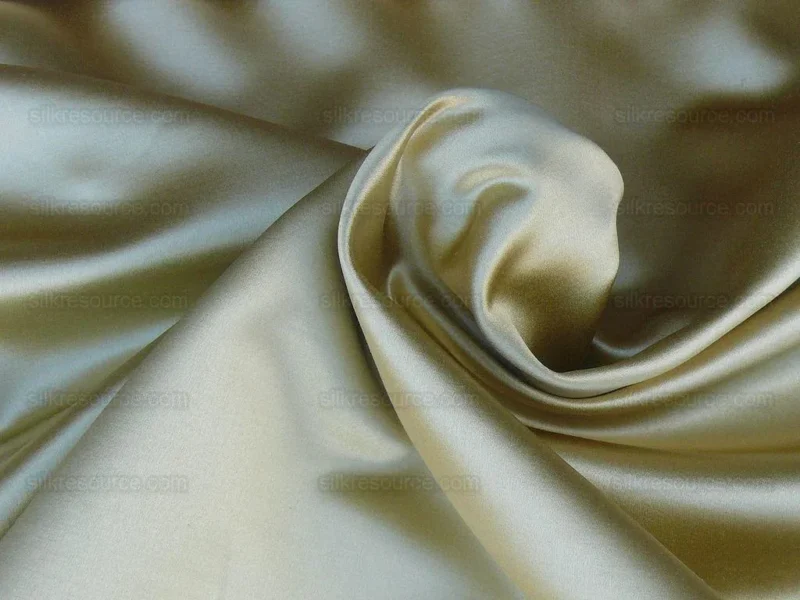 P1600733.jpg Scalamandre Old Wolrd Weavers Sarin Gold Leaf Silk Satin Glamorous Weighty Liquid Lux