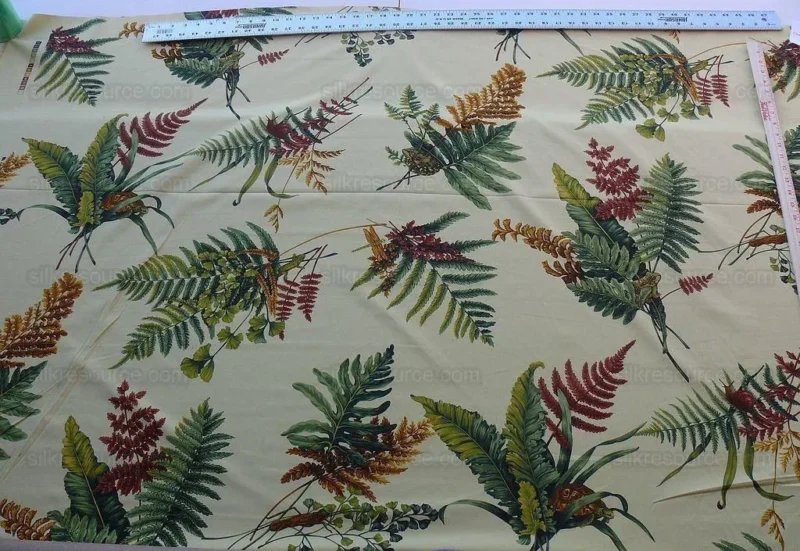 P1610272.jpg 0.75y Scalamandre Felce Cotton Fern *yellow* Turtle Dragonfly Frog Newt MSRP USD 276/Y