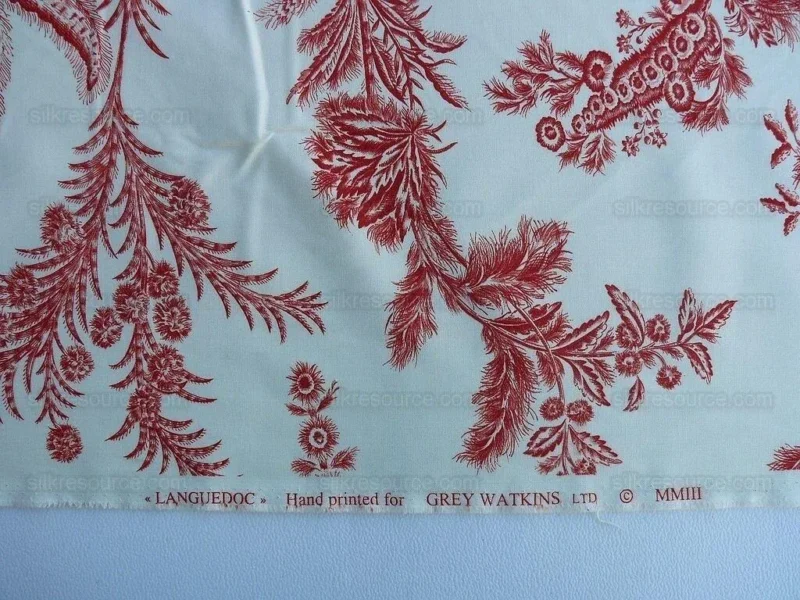 P1610330.jpg By Yd Scalamandre Grey Watkins Languedoc Autumn Red Cream White Botanic Fern and Thistle Southern France Toile Circa 1790 MSRP USD 364/y