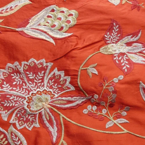 0.25YD SCALAMANDRE NADINA CINNABAR RED SILK EMBROIDERY MSRP$328Y