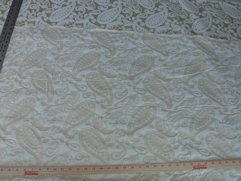 P1610742.jpg Scalamandre Angelique Paisley Silk Damask ivory Cream MSRP USD298/y