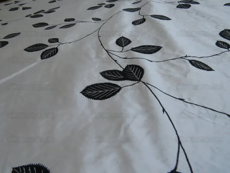 IMG_3642.jpg 0.25y Scalamandre Hayworth Silk Crewel Bk/wht Embroidery Rp4