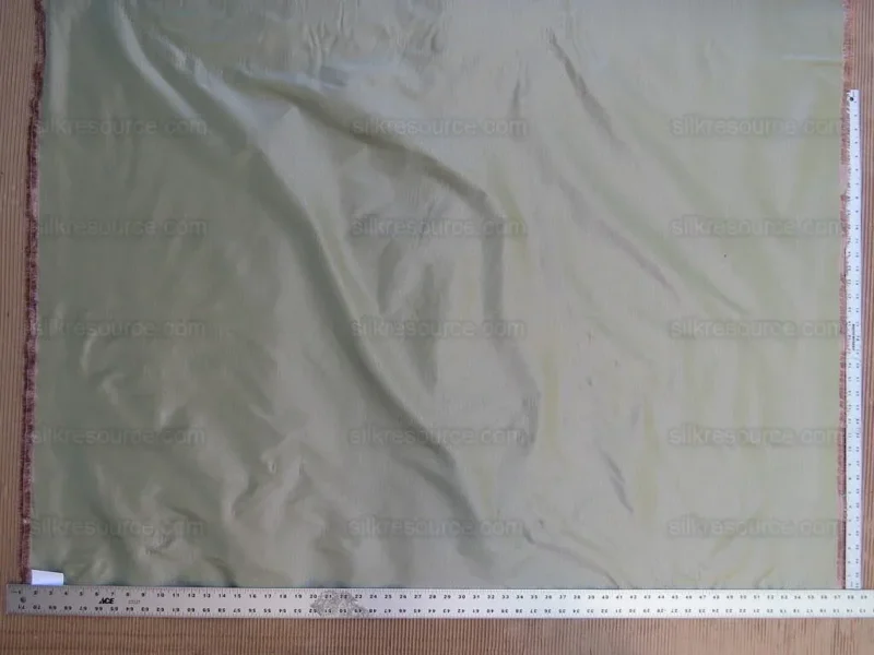 IMG_3644.jpg Bty Scalamandre Opalino "seaglass" 100% Silk MSRP USD 212