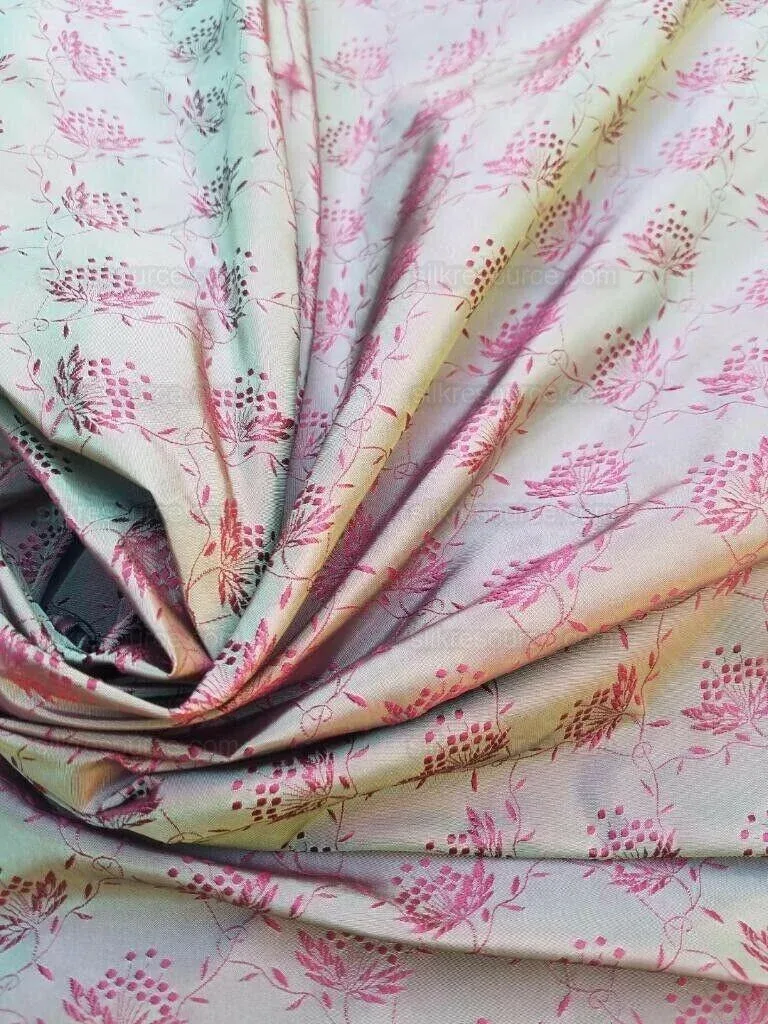 Bty Scalamandre Vanessa 100% Silk Lampas Petit Flower Red Green Historical MSRP USD 288/Y