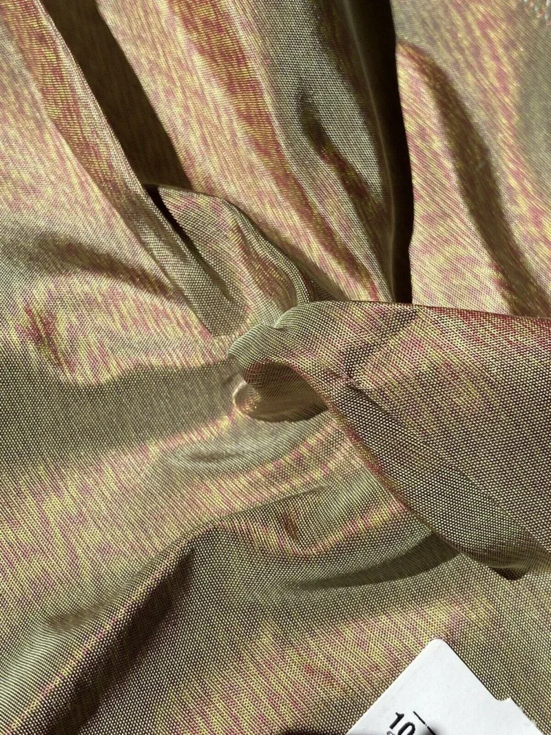 25.7Y SCALAMANDRE OPALINO FLAME 100% SILK RED GREEN MSRP59 25.7Y SCALAMANDRE OPALINO FLAME 100% SILK RED GREEN MSRP$5459