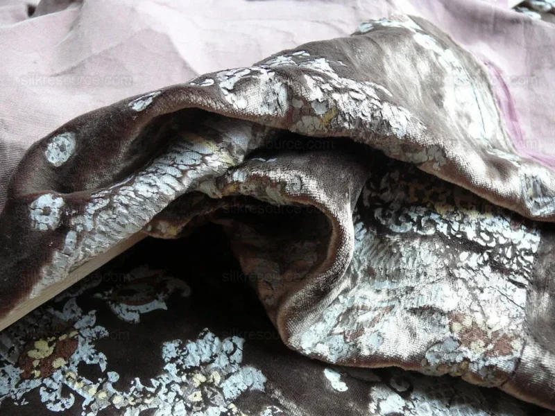 P1630185.jpg Brunschwig & Fils Octavia Silk Velvet Print Tiger's Eye Black Brown Gold MSRP USD 394/y