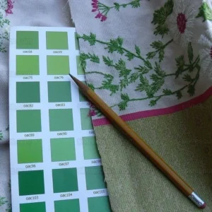 P1630464.jpg 2.84y Lee Jofa Baker Lifestyle Madurai Fucshia/spring Embroidery