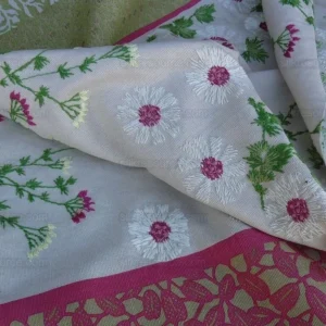 P1630469.jpg 2.84y Lee Jofa Baker Lifestyle Madurai Fucshia/spring Embroidery