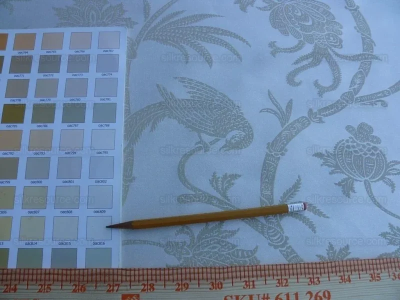 0.77y Lee Jofa Gp&j Baker Peplow Trail Sand 100%cotton MSRP USD 198Y