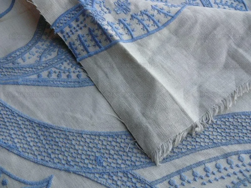 P1630579.jpg 1.38yd Lee Jofa Whitcomb.aegean Blue White Embroidery Linen MSRP USD 336/Yard
