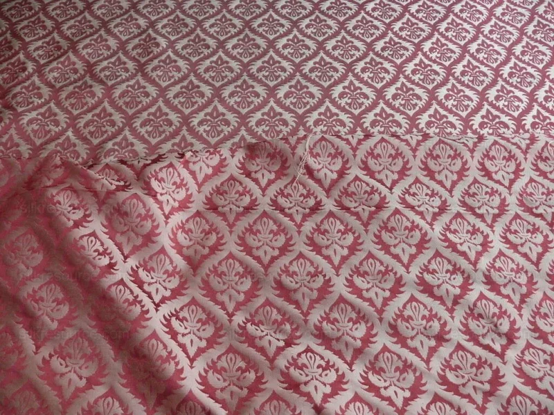 P1630738.jpg Kravet Red & Gold Small Medallion Crest Silk Damask Reversible MSRP USD 159/Y