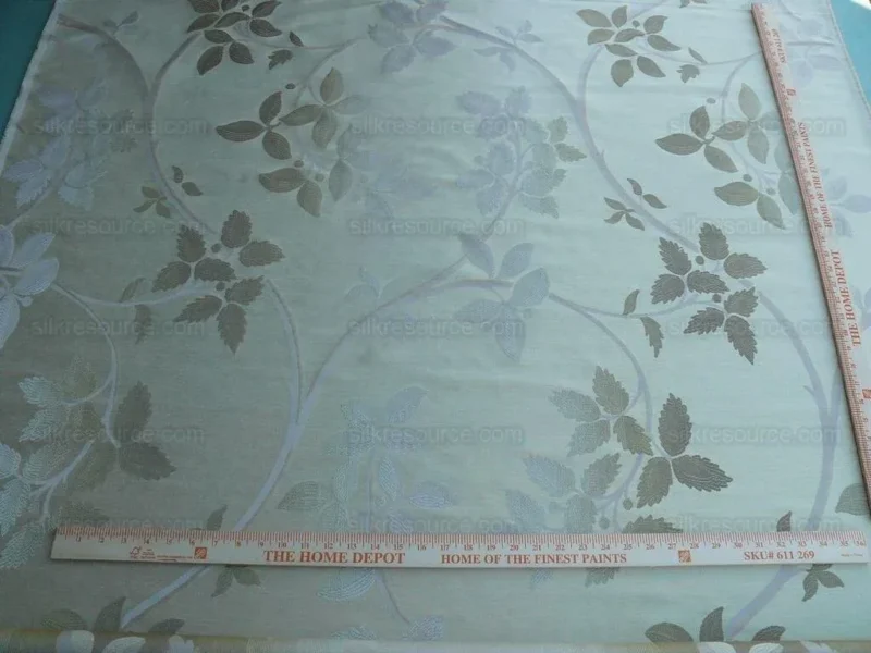 Lee Jofa MULBERRY HOME ENCHANTED VINE Soft Gold MSRP6 Lee Jofa MULBERRY HOME ENCHANTED VINE Soft Gold MSRP$296