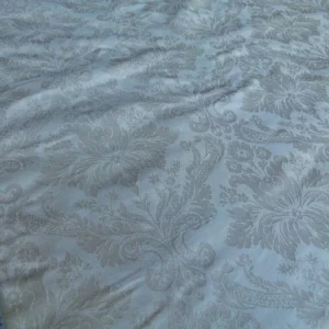 P1000634.jpg Kravet 100% Silk Damask Small Renaissance Petite Damask Cream Pale Gold 24695.1 MSRP USD 197/Y