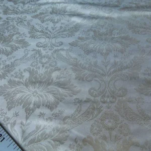 P1000635.jpg Kravet 100% Silk Damask Small Renaissance Petite Damask Cream Pale Gold 24695.1 MSRP USD 197/Y