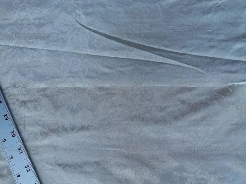 P1000637.jpg Kravet 100% Silk Damask Small Renaissance Petite Damask Cream Pale Gold 24695.1 MSRP USD 197/Y