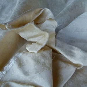 P1000639.jpg Kravet 100% Silk Damask Small Renaissance Petite Damask Cream Pale Gold 24695.1 MSRP USD 197/Y