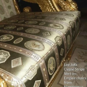 LeeJofa-LEE-JOFA-LE-CYGNE-STRIPE-Vert.jpg 1.625Yd Lee Jofa Le Cygne Stripe Neo Classic Leeda Swan "Vert" Green Silk MSRP USD 276Y