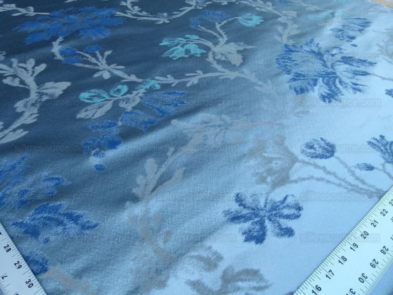 P1000740.jpg Scalamandre Mallorcan Garden Blue Jay Magical Silk Lampas Mediterranean Rose MSRP USD 324/Y