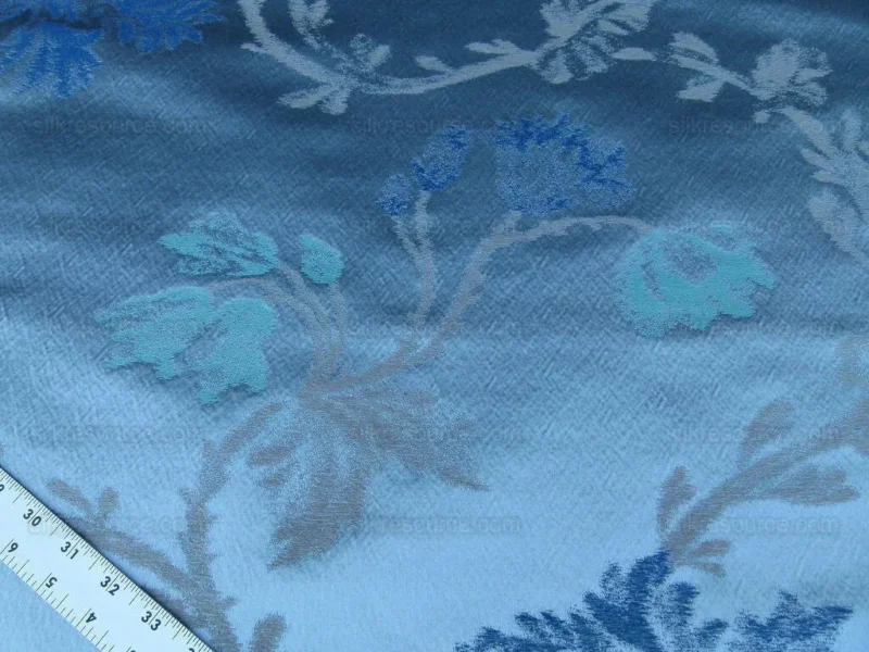 P1000749.jpg Scalamandre Mallorcan Garden Blue Jay Magical Silk Lampas Mediterranean Rose MSRP USD 324/Y