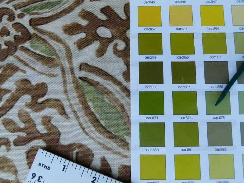 Scalamandre Grafton Brown/green Medallion Renaissance Print MSRP USD 292/Yd