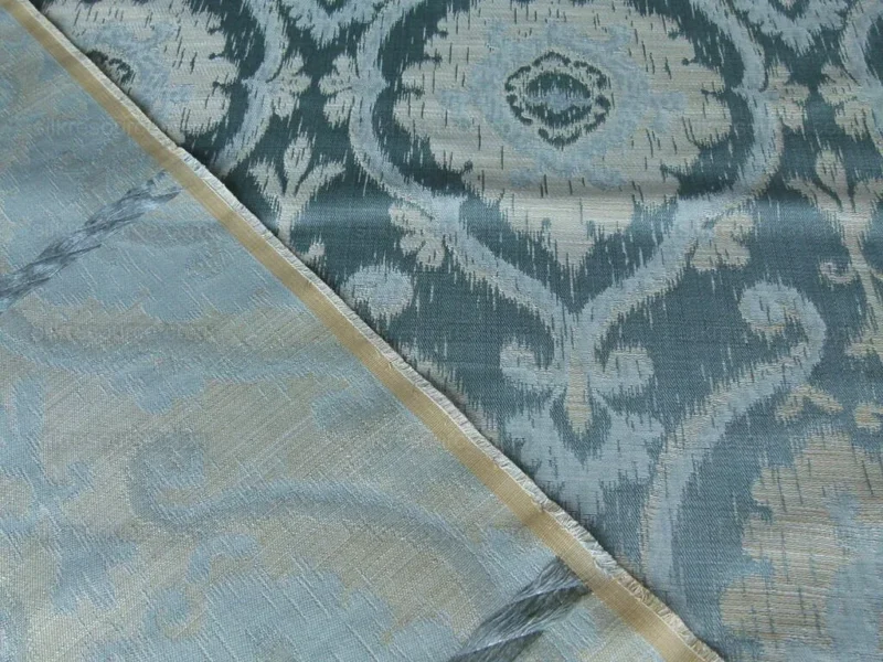P1010122.jpg 0.25 Yd Scalamandre Libretto Light Teal Blue Medallion Lampas MSRP USD 256/Y