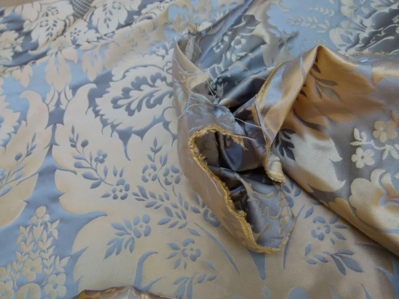 P1020015.jpg 1y Kravet Couture Limoges 100% Silk Damask Cerulean Blue MSRP USD 264