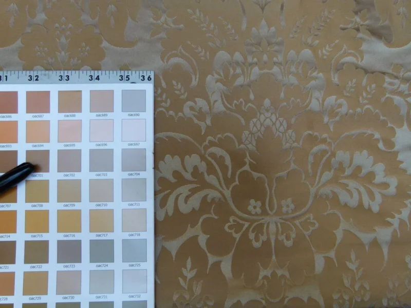 P1020049.jpg 1.375y Kravet Couture Limoges 100%silk Damask Truffle Gold Rp264