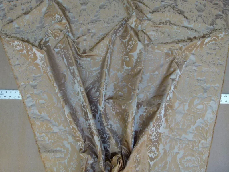 P1020053.jpg 1.375y Kravet Couture Limoges 100%silk Damask Truffle Gold Rp264