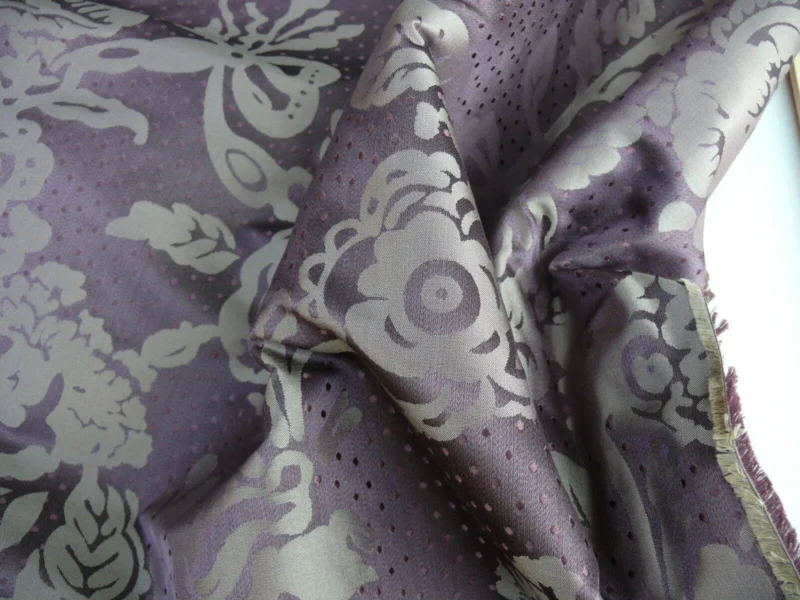 P1640896.jpg 4.38y Lee Jofa Mulberry Home Eliza Aubergine Purple English Rose MSRP USD 250/Y