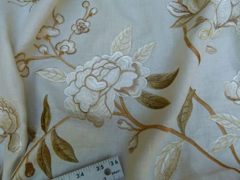 P1020133.jpg Bty Gp & J Baker Peony & Blossom Embroidery Linen Ivory Rp396y