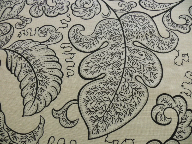 s-l1600.jpg Bty Scalamandre Wallace Linen Print Charcoal Grey On Eggshell Pale Yellow Chintz From Uk MSRP USD 160/y